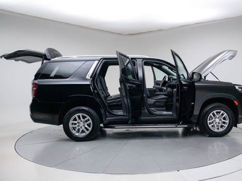 Used 2024 Chevrolet Tahoe LT AWD/4WD image 15