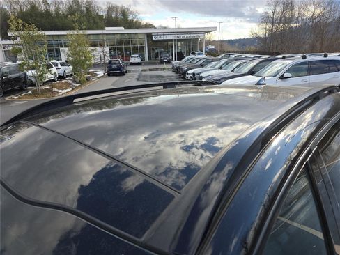 Used 2023 Kia Sportage X-Line w/ X-Line Premium Package image 12