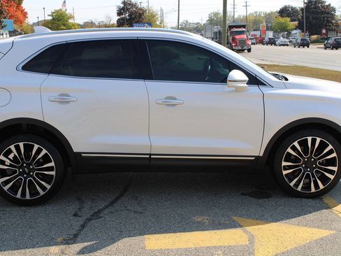 Used 2019 Lincoln MKC Reserve image 13