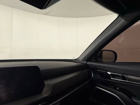 Used 2024 Kia Telluride EX X-Line image 12