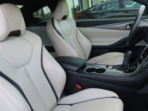 Used 2022 INFINITI Q60 3.0t Luxe w/ Essential Package RWD image 22