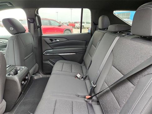 New 2026 Chevrolet Traverse LT image 9