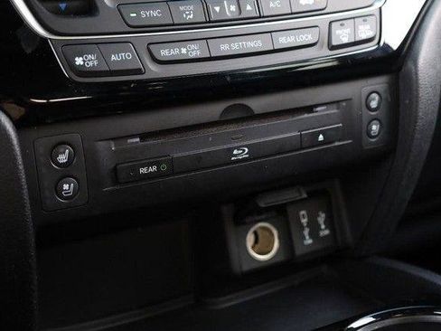 Used 2018 Honda Pilot Elite image 18