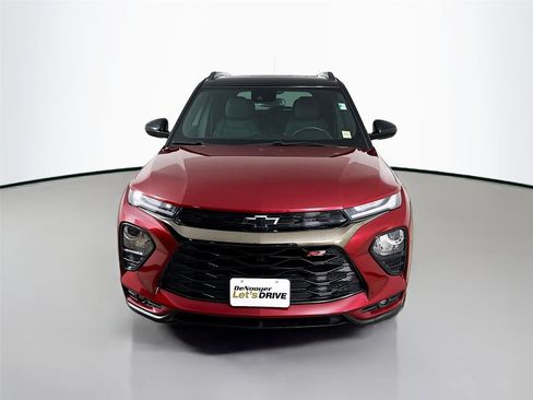 Used 2023 Chevrolet TrailBlazer RS w/ Sun and Liftgate Package image 4