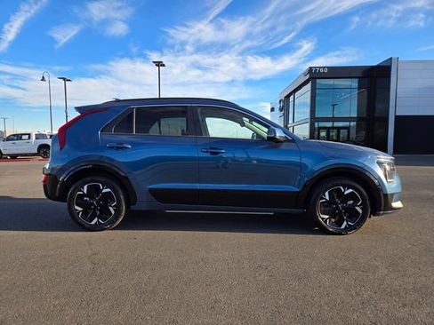 Used 2023 Kia Niro Wind FWD image 7