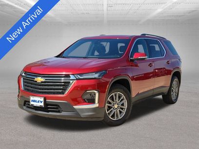 Used 2023 Chevrolet Traverse LT