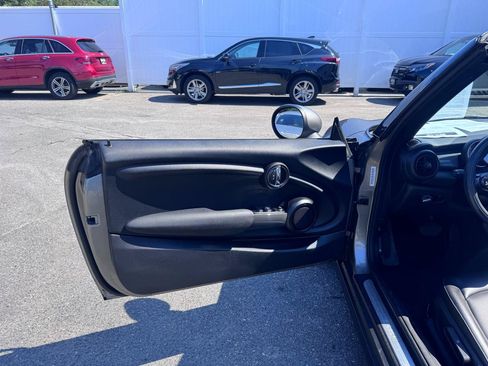 Used 2016 MINI Cooper Convertible FWD image 15