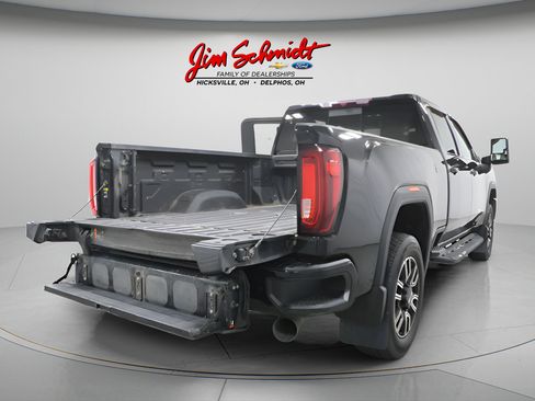 Used 2021 GMC Sierra 2500 AT4 w/ AT4 Preferred Package AWD/4WD image 32