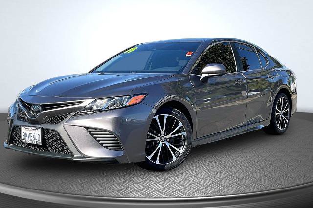 Used 2019 Toyota Camry SE FWD image 1