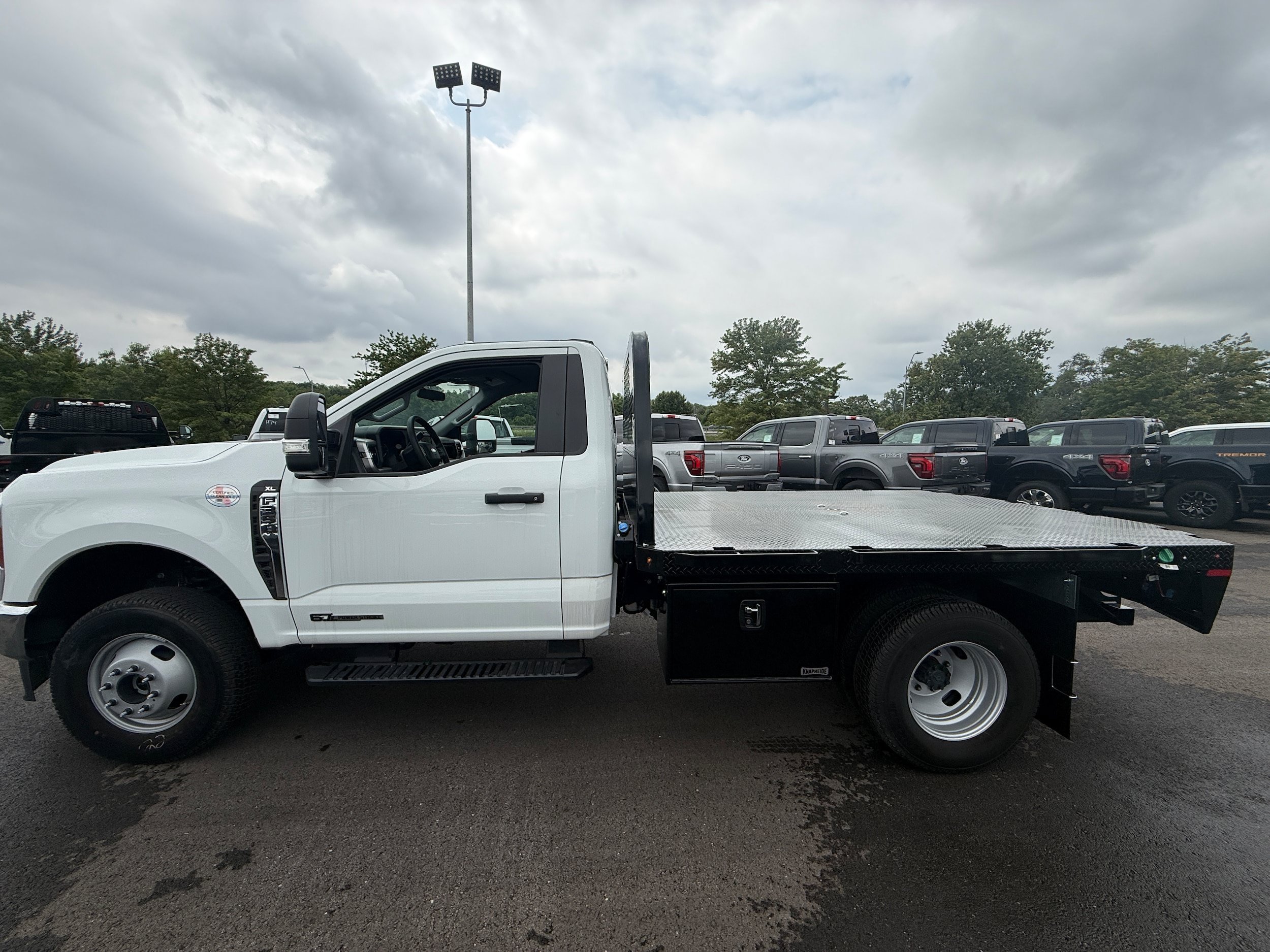New 2025 Ford F350 XL w/ XL Chrome Package AWD/4WD image 5