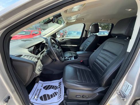 Used 2017 Ford Escape Titanium FWD image 10