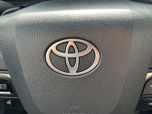 Certified 2025 Toyota Camry SE image 36