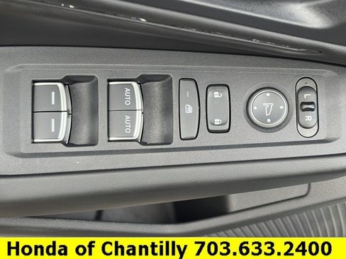 Certified 2024 Honda Accord EX image 22