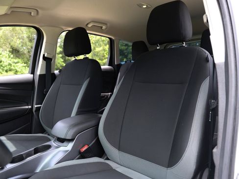 Used 2016 Ford Escape S FWD image 6