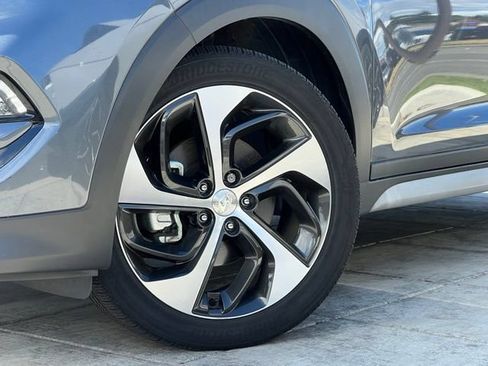 Used 2018 Hyundai Tucson Limited w/ Ultimate Package 02 AWD/4WD image 2