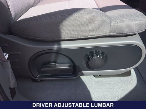 Used 2005 Ford F150 XLT RWD image 1