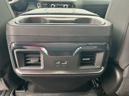 New 2026 GMC Sierra 1500 Elevation image 31