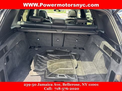 Used 2020 BMW X5 M50i w/ Premium Package image 23