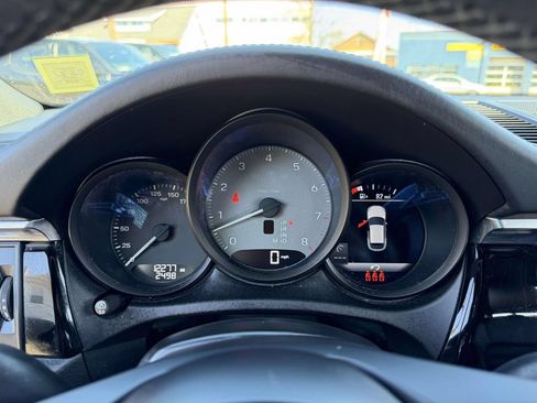 Used 2022 Porsche Macan S AWD/4WD image 28