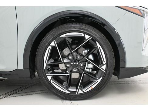 New 2025 Kia K4 GT-Line image 8