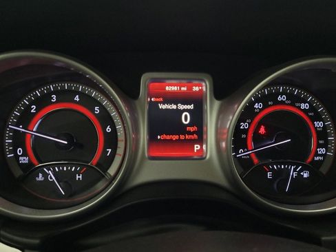 Used 2020 Dodge Journey SE w/ SE Popular Equipment Group FWD image 23