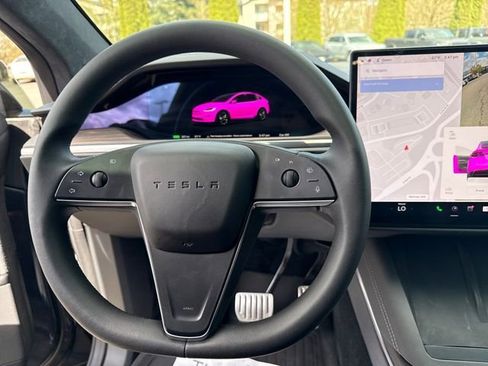 Used 2024 Tesla Model X image 48