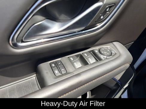 Used 2022 GMC Yukon AT4 AWD/4WD image 14