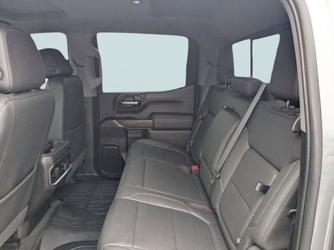 Used 2022 GMC Sierra 1500 SLT w/ SLT Premium Package image 5