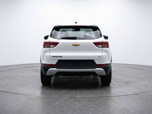 Used 2025 Chevrolet TrailBlazer LT FWD image 7