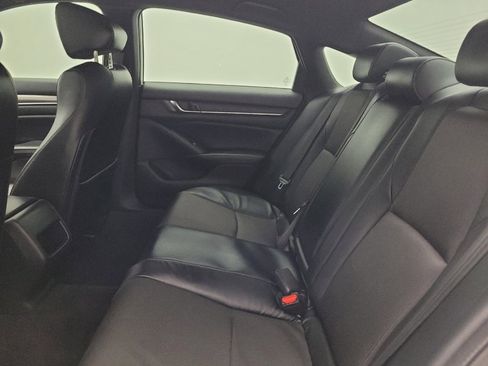 Used 2018 Honda Accord Sport image 18