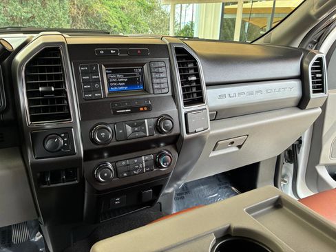 Used 2019 Ford F250 XLT image 19