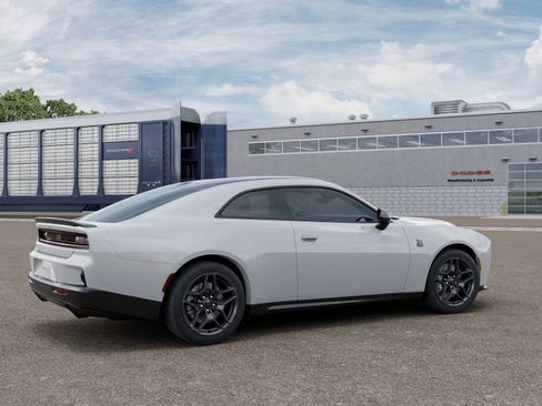 New 2027 Dodge Charger Scat Pack w/ Blacktop Package AWD/4WD image 4