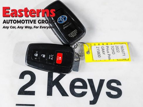 Used 2022 Toyota Prius Prime XLE image 25