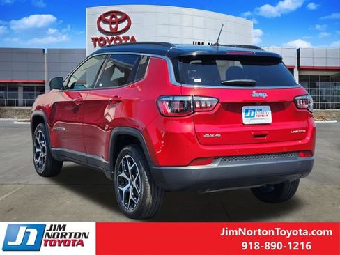 Used 2025 Jeep Compass Limited AWD/4WD image 7