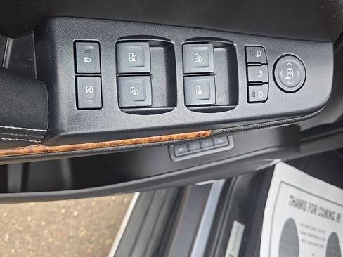 Used 2020 Chevrolet Tahoe Premier image 12