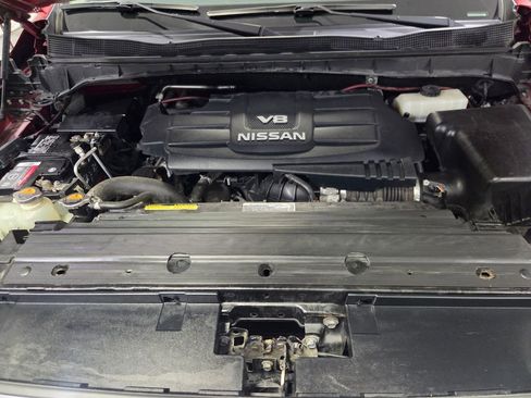 Used 2017 Nissan Titan SL AWD/4WD image 26