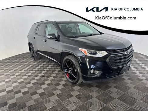 Used 2020 Chevrolet Traverse Premier w/ Redline Edition AWD/4WD image 1