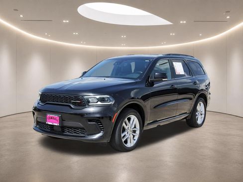 Used 2024 Dodge Durango GT AWD/4WD image 3