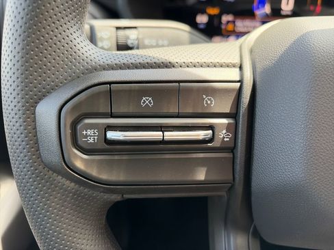 New 2026 Chevrolet Colorado Trail Boss AWD/4WD image 13