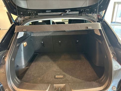 Used 2025 Chevrolet Trax LT w/ LT Convenience Package image 30