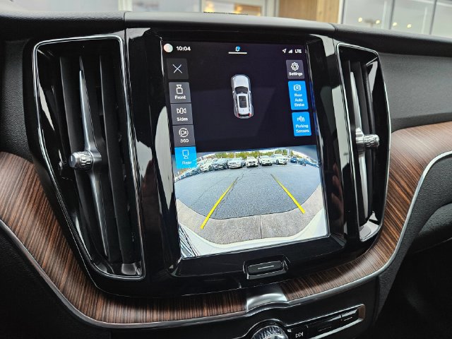 Certified 2023 Volvo XC60 B5 Plus w/ Climate Package AWD/4WD image 30