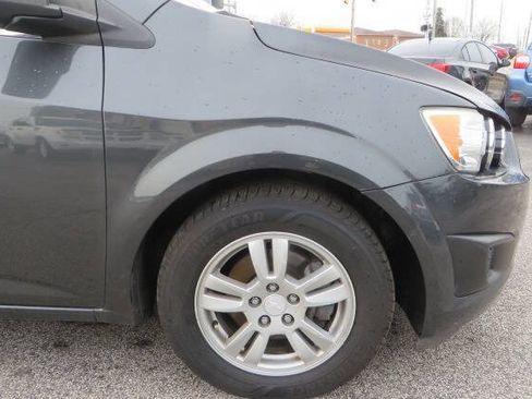 Used 2016 Chevrolet Sonic LT image 21