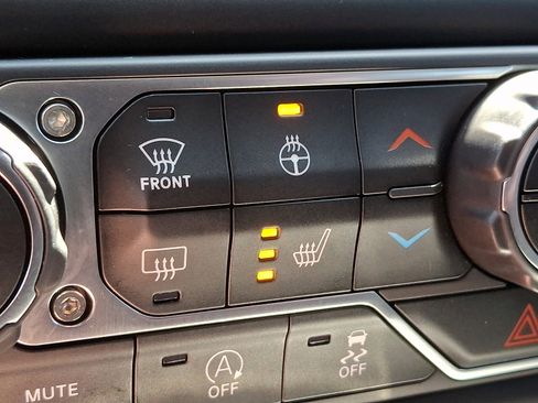 Used 2021 Jeep Wrangler Unlimited Sport AWD/4WD image 24