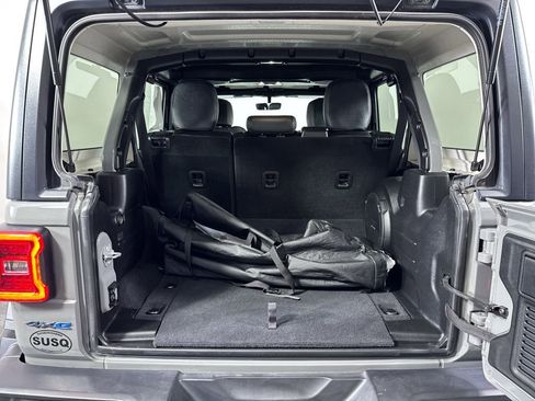 Used 2021 Jeep Wrangler Unlimited Rubicon w/ Cold Weather Group image 20