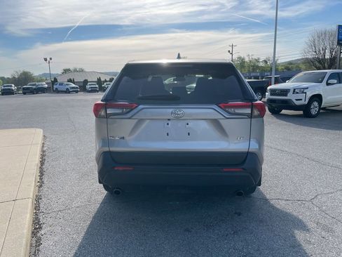 Used 2025 Toyota RAV4 LE image 7