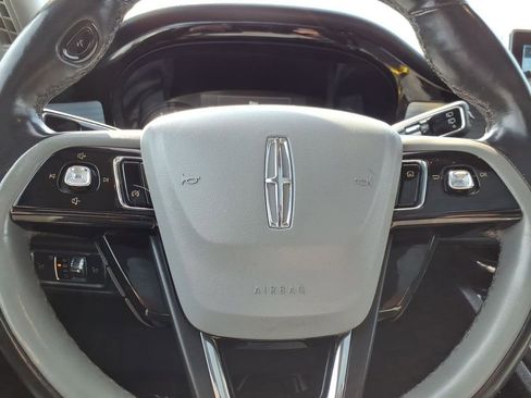 Used 2022 Lincoln Corsair AWD w/ Premium Package image 21
