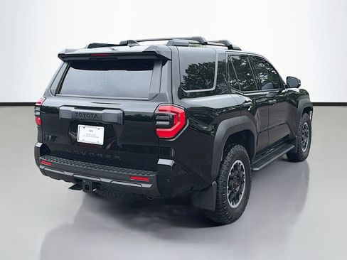 Used 2025 Toyota 4Runner TRD Off-Road Premium AWD/4WD image 5