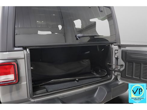Used 2020 Jeep Wrangler Unlimited Sport S image 26