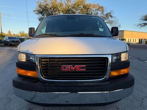 Used 2025 GMC Savana 3500 LT w/ LT Preferred Equipment Group image 9