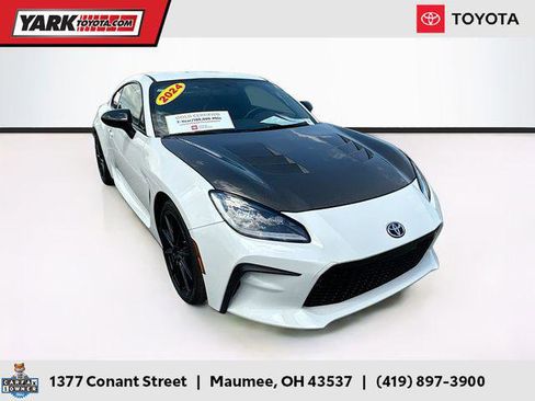 Certified 2024 Toyota GR86 Premium RWD image 1
